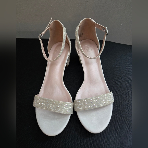 Block heel irridescent pearl sandals by DB Studio - Picture 9 of 10
